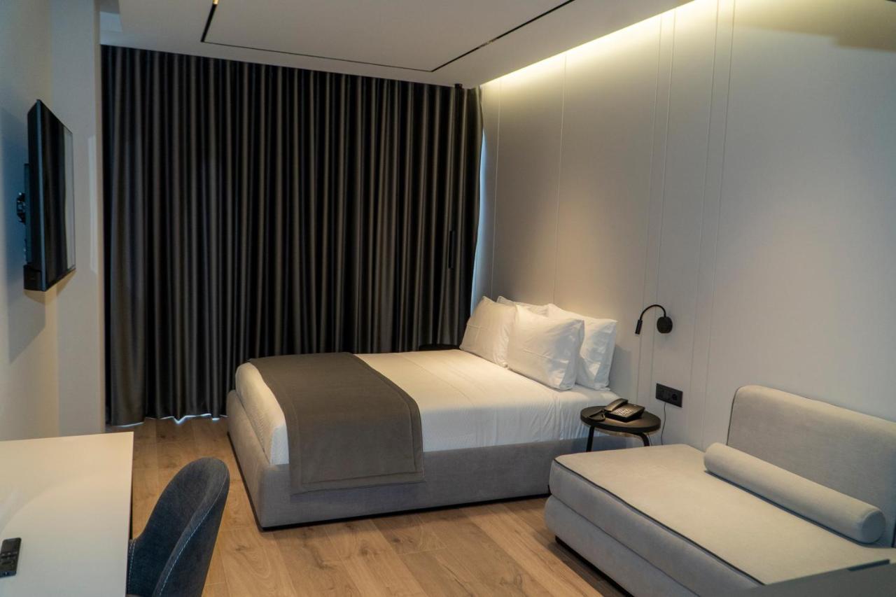 סרנדה Center Hotel מראה חיצוני תמונה