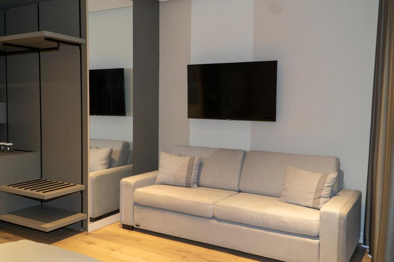 סרנדה Center Hotel מראה חיצוני תמונה