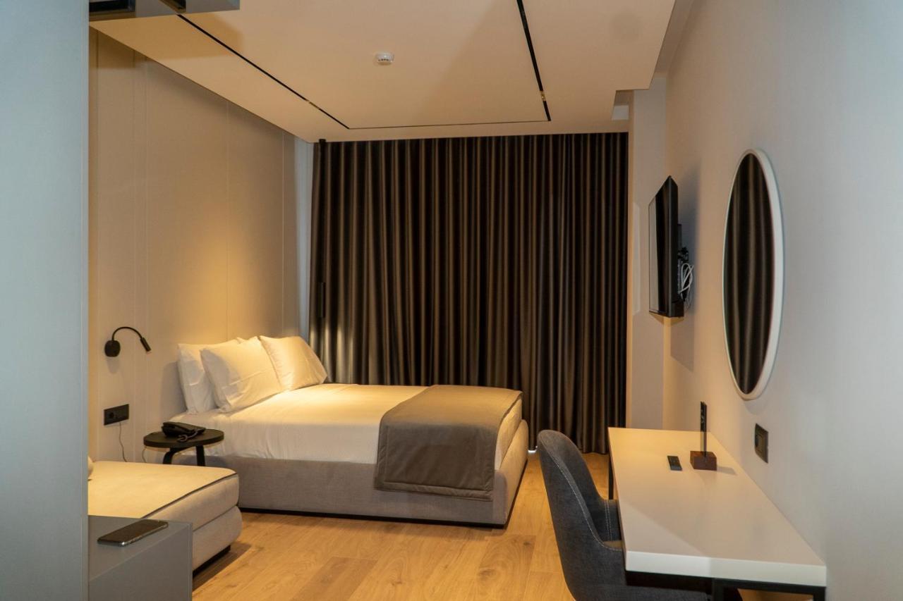 סרנדה Center Hotel מראה חיצוני תמונה