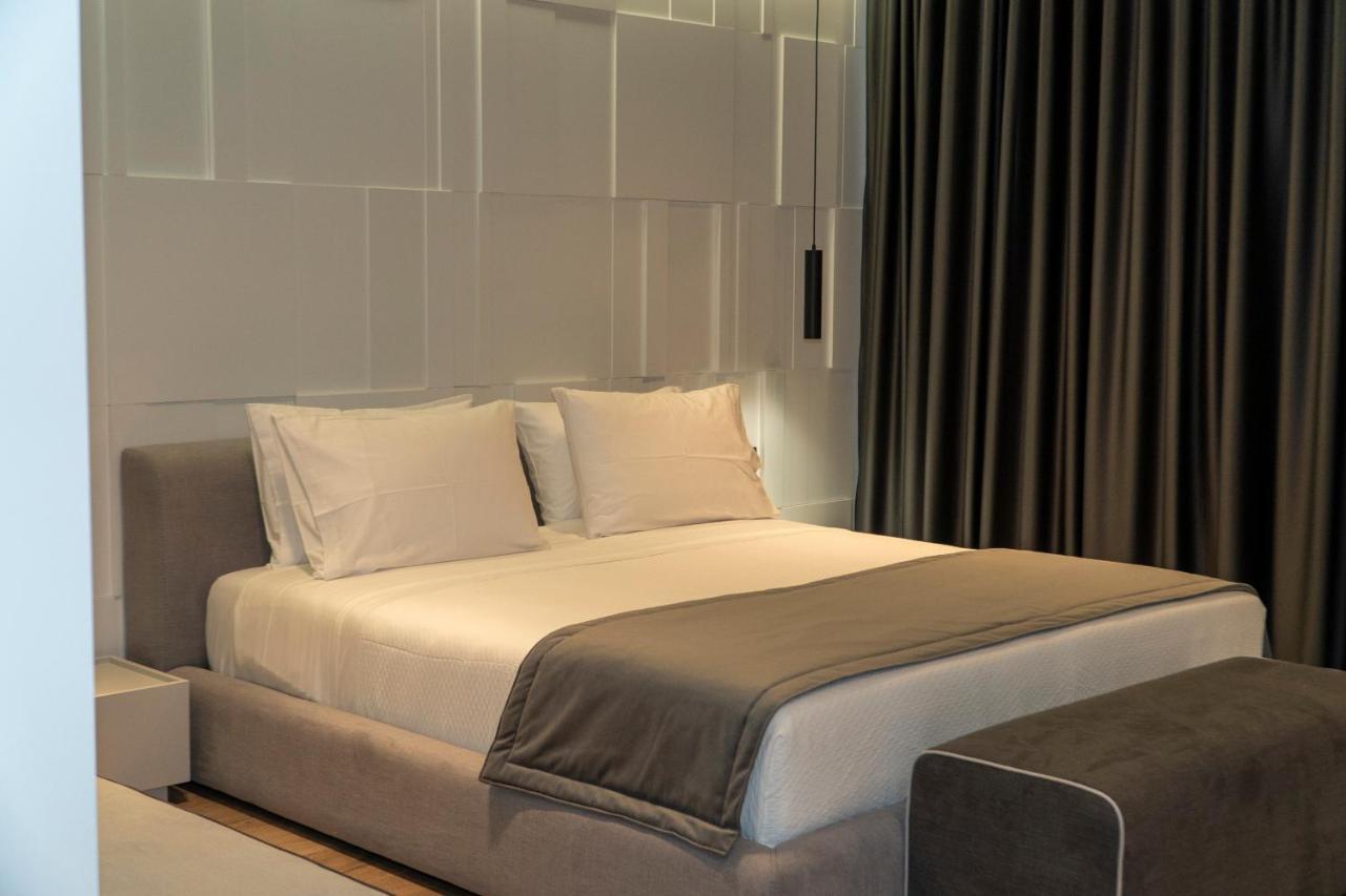 סרנדה Center Hotel מראה חיצוני תמונה